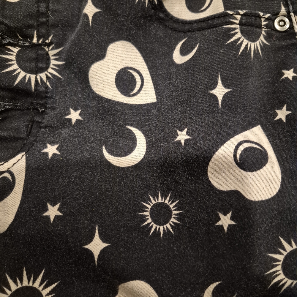 Hot Topic Black and Cream High Waist Shorts